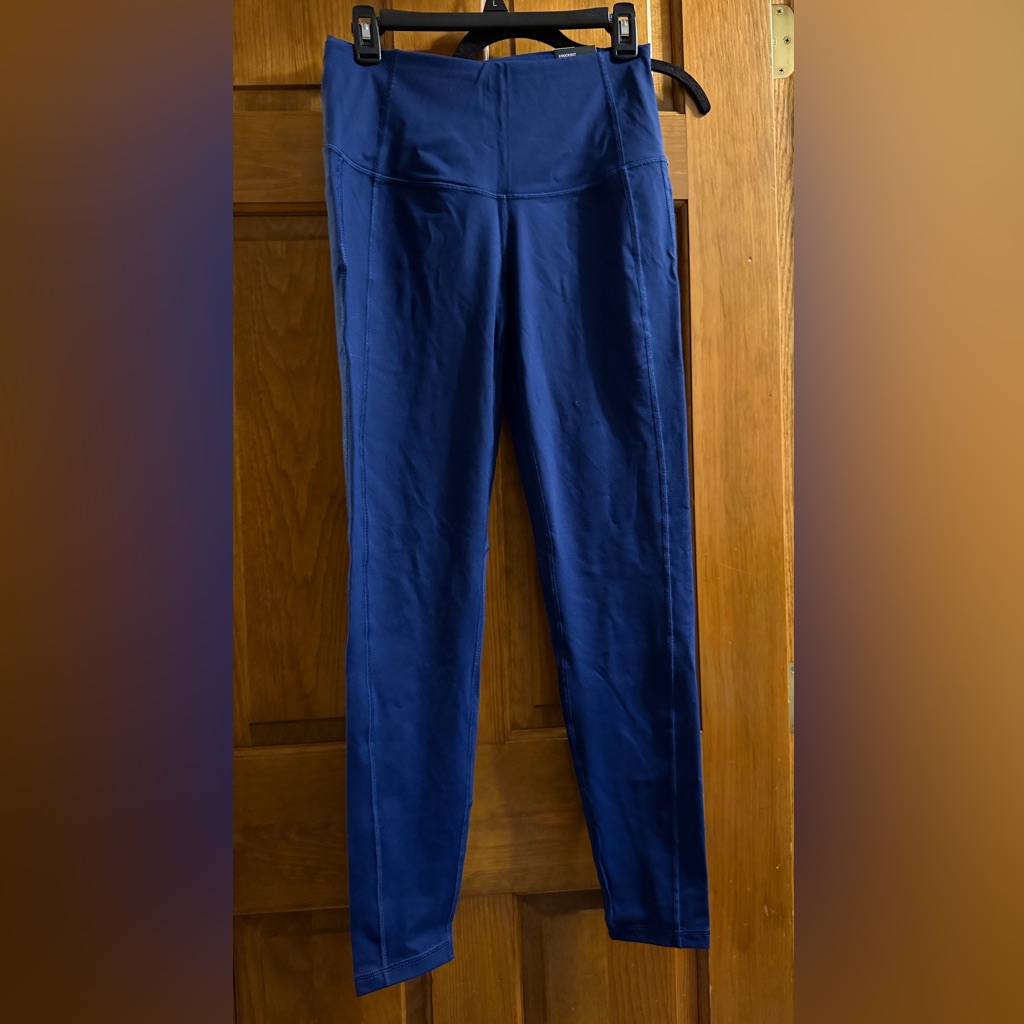 Victoria’s Secret Knockout Sport Nwt Medium Leggings